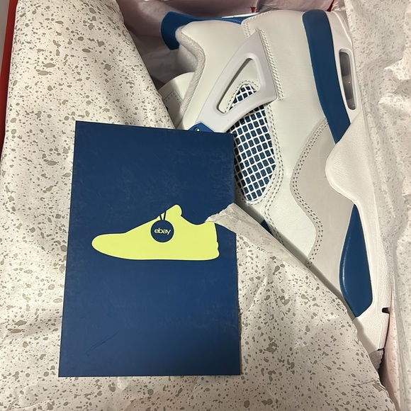 Jordan military 4s - Picture 2 of 2